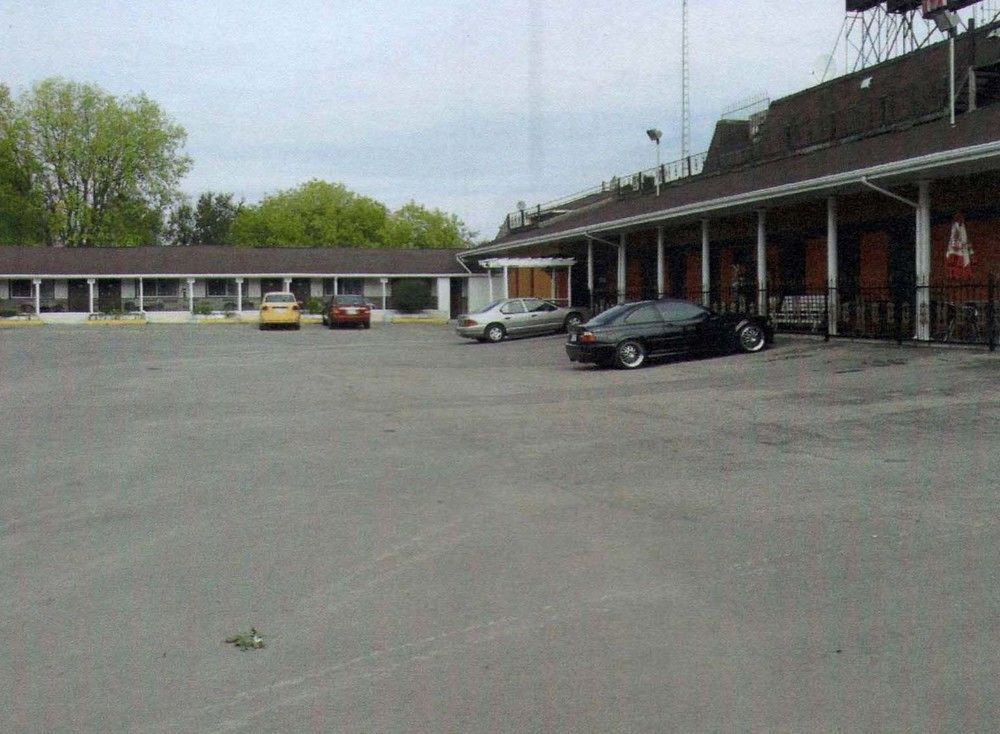 7 West Motel Carleton Place Εξωτερικό φωτογραφία